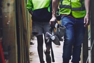 How to Stay Safe on a Construction Site