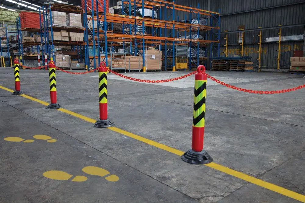 Two-Piece Rebound Bollards with Chain Loop